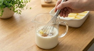 Étape 11: Ajoutez l'ail haché, la noix de muscade râpée, ...