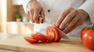 Étape 2: Lavez les tomates à l'eau claire, séchez-les et ...
