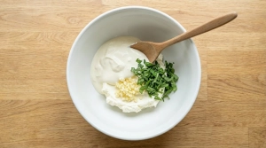 Étape 13: Dans un bol, mélangez le fromage frais, la crème...