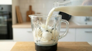 Étape 7: Versez le lait entier bien froid par-dessus....