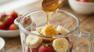 Étape 5: Ajoutez le miel pour la touche sucrée — soyez g...