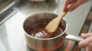 Étape 8: Faites chauffer le tout à feu très doux, en remu...