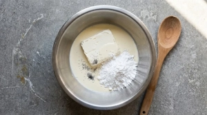 Étape 7: Dans un saladier bien froid, versez le mascarpone,...