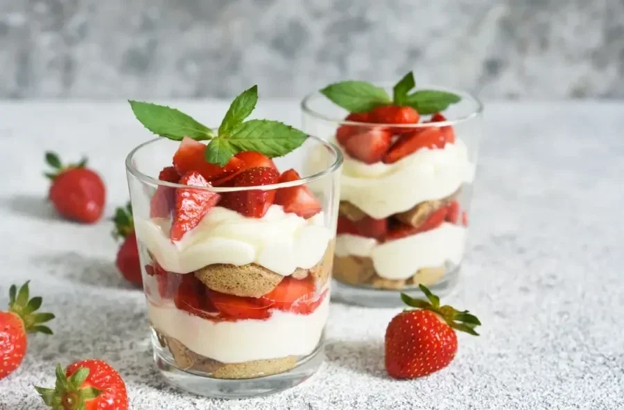Tiramisu aux fraises en verrines