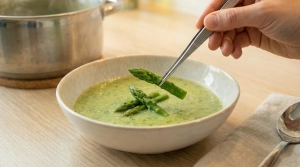 Étape 21: Disposez délicatement les pointes d'asperges vert...