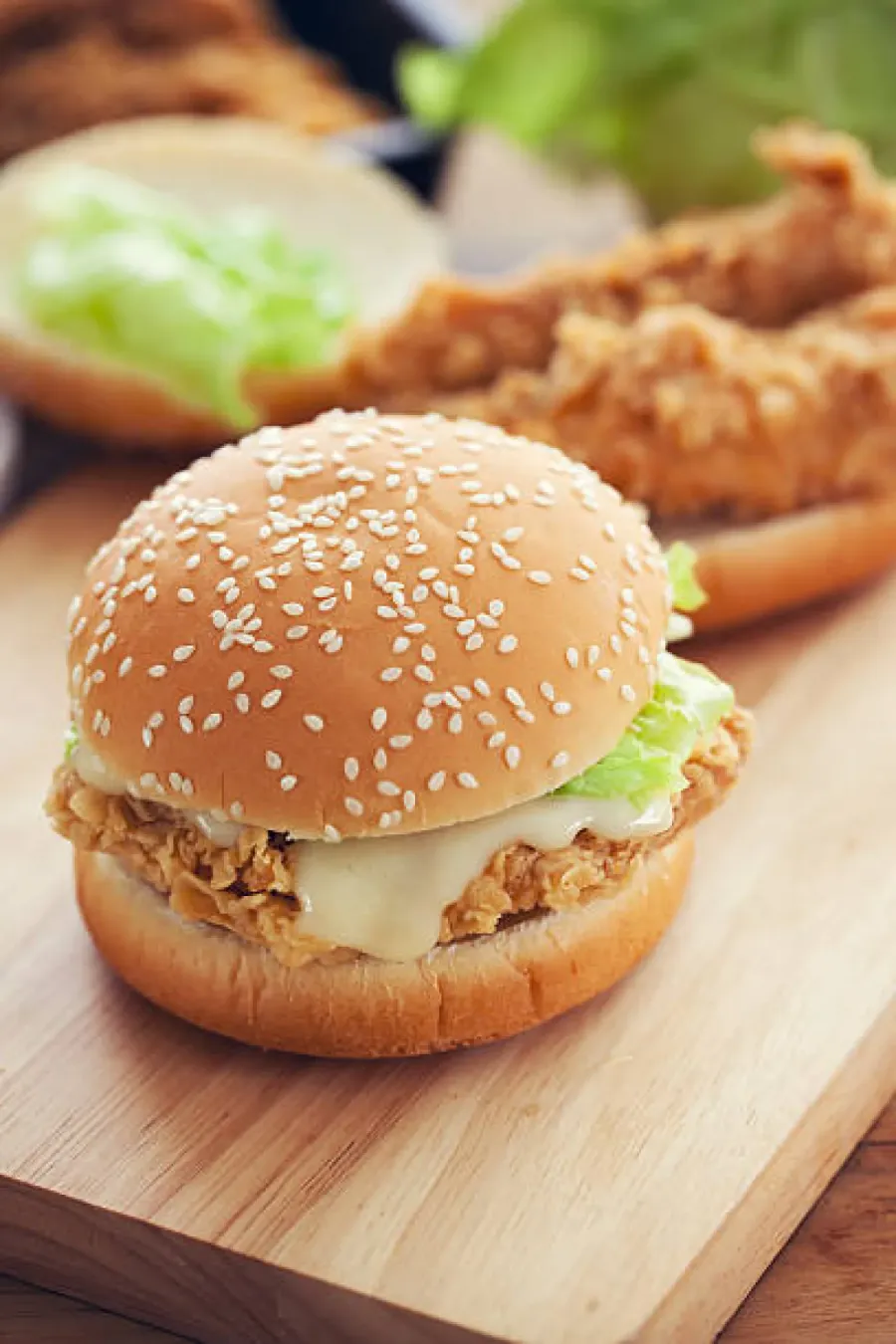Burger au poulet croustillant (Crispy Chicken) - Image 2