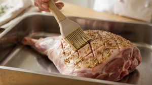 Étape 5: À l'aide d'un pinceau de cuisine, badigeonnez gé...