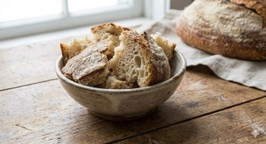 Étape 11: Dans un petit bol, coupez le pain de campagne en m...