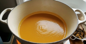 Étape 18: Remettez le bouillon filtré dans la marmite propr...
