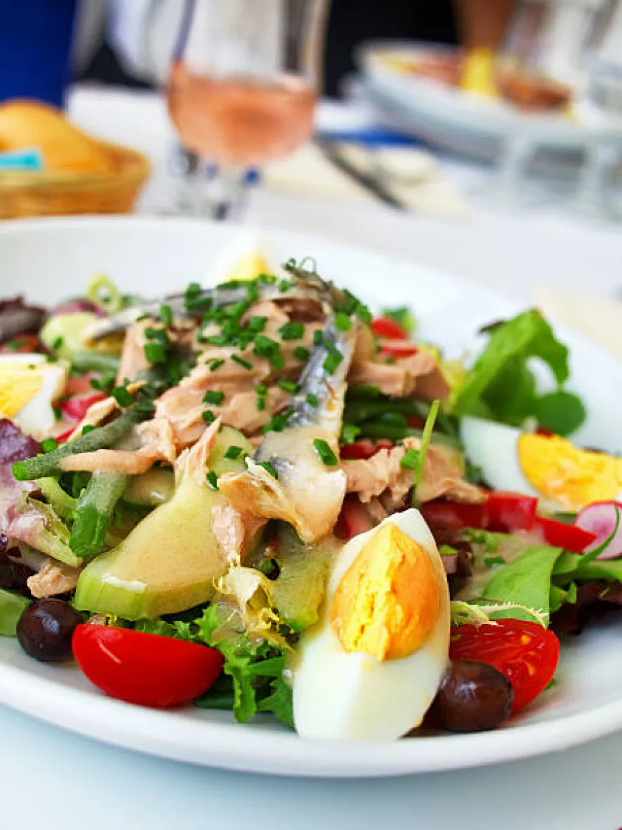 Salade Niçoise - Image 2