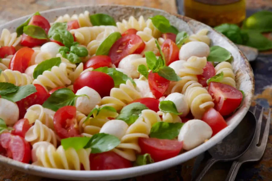 Salade de pâtes Caprese
