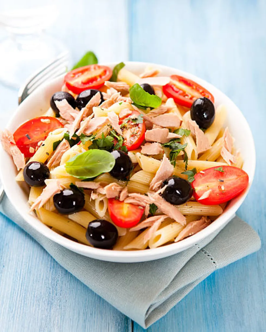 Salade de pâtes au thon et tomates cerises - Image 2