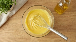 Étape 4: Mélangez ces premiers ingrédients au fouet et la...