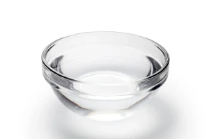 Grand bol d'eau froide